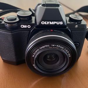 Olympus camera OM-D- perfect condition